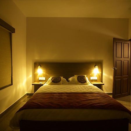Anchorage Serviced Apartments Kochi Екстер'єр фото